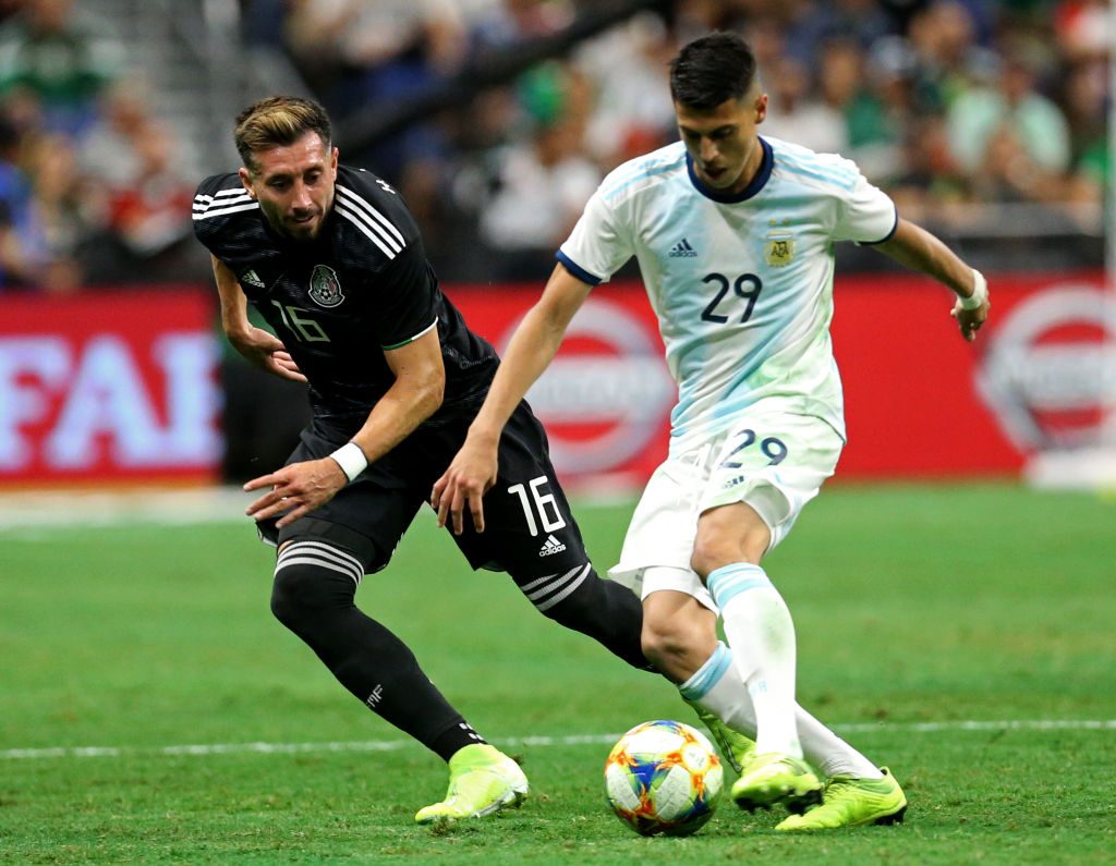 Argentina goleo a Mexico por 4 - 0 en apenas 45 minutos.